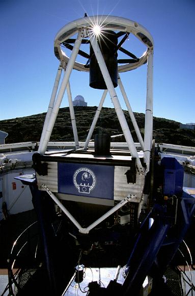 The Liverpool Telescope inside its clamshell enclosure